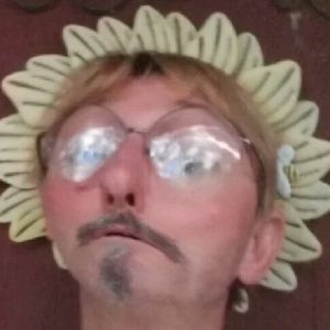 Meet your Posher, Wesley